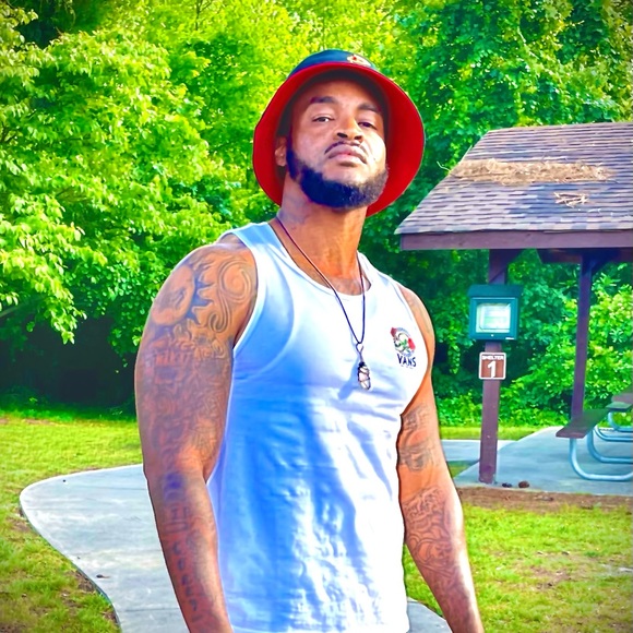 Meet your Posher, Elijah - Picture 6 of 6